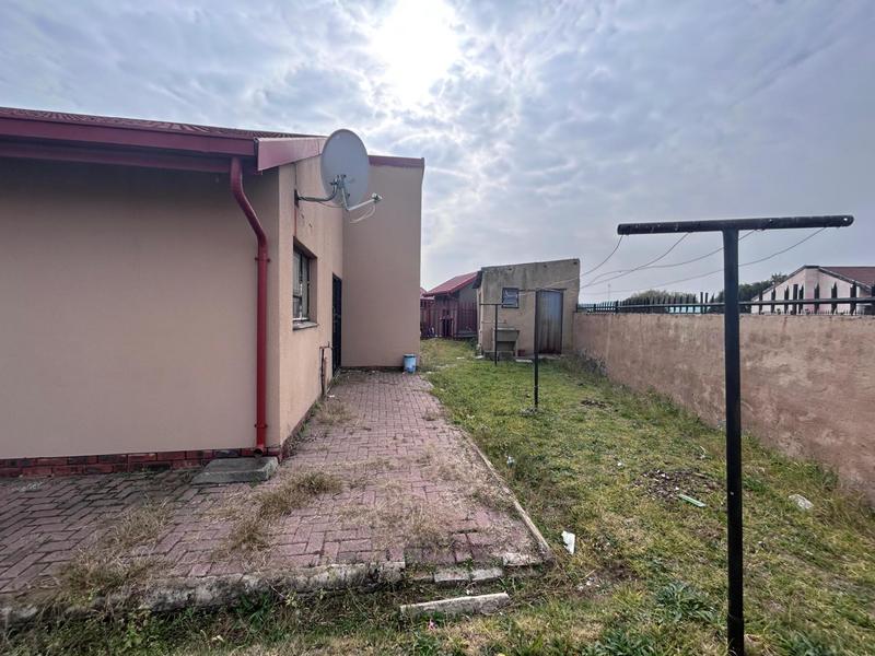 3 Bedroom Property for Sale in Zamdela Free State